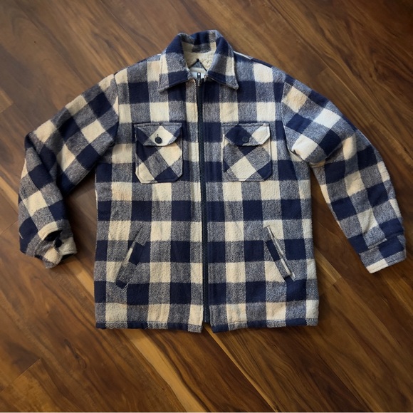 Other - Vintage buffalo plaid flannel navy & white zippered jacket Sherpa lined Sz M RK1